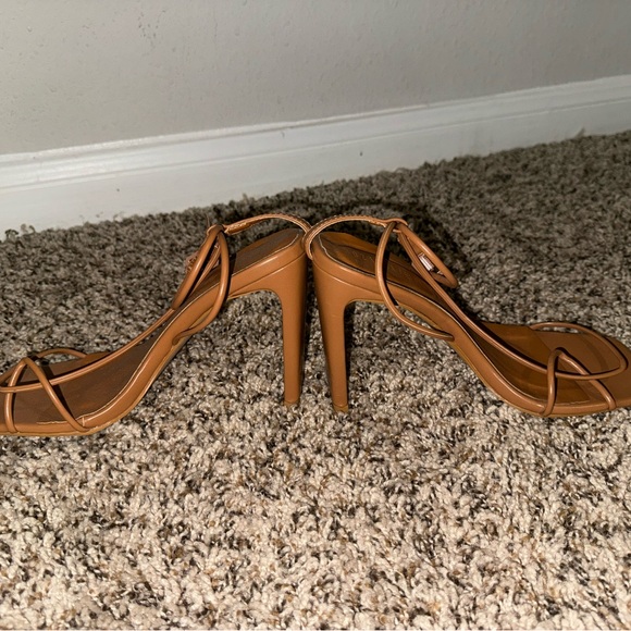 Brown slim block heels - Picture 2 of 4